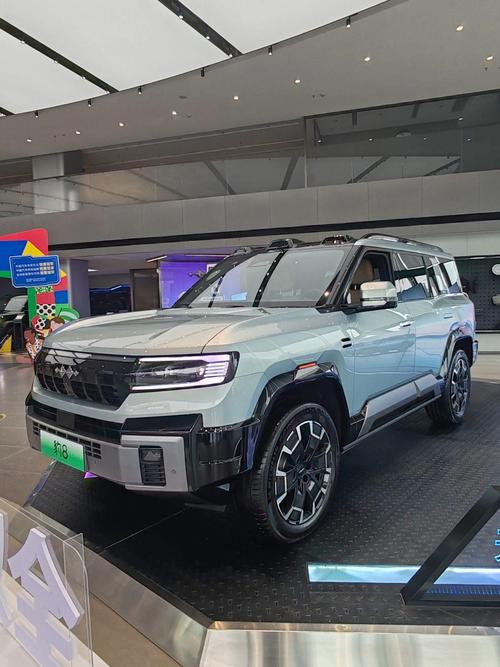 东莞292比亚迪方程豹硬派越野的爆款，英菲尼迪35周年与你共成长